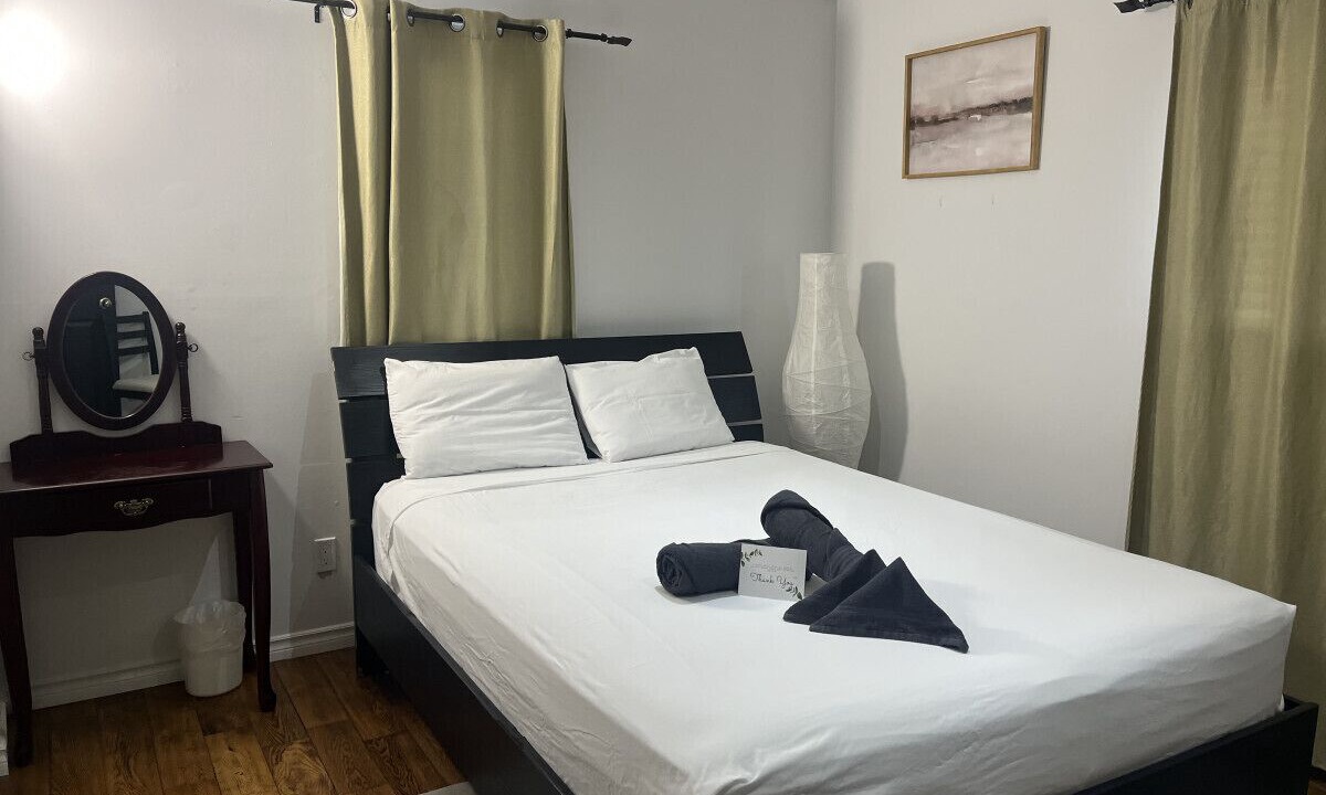 Photo of Bedroom in Midland