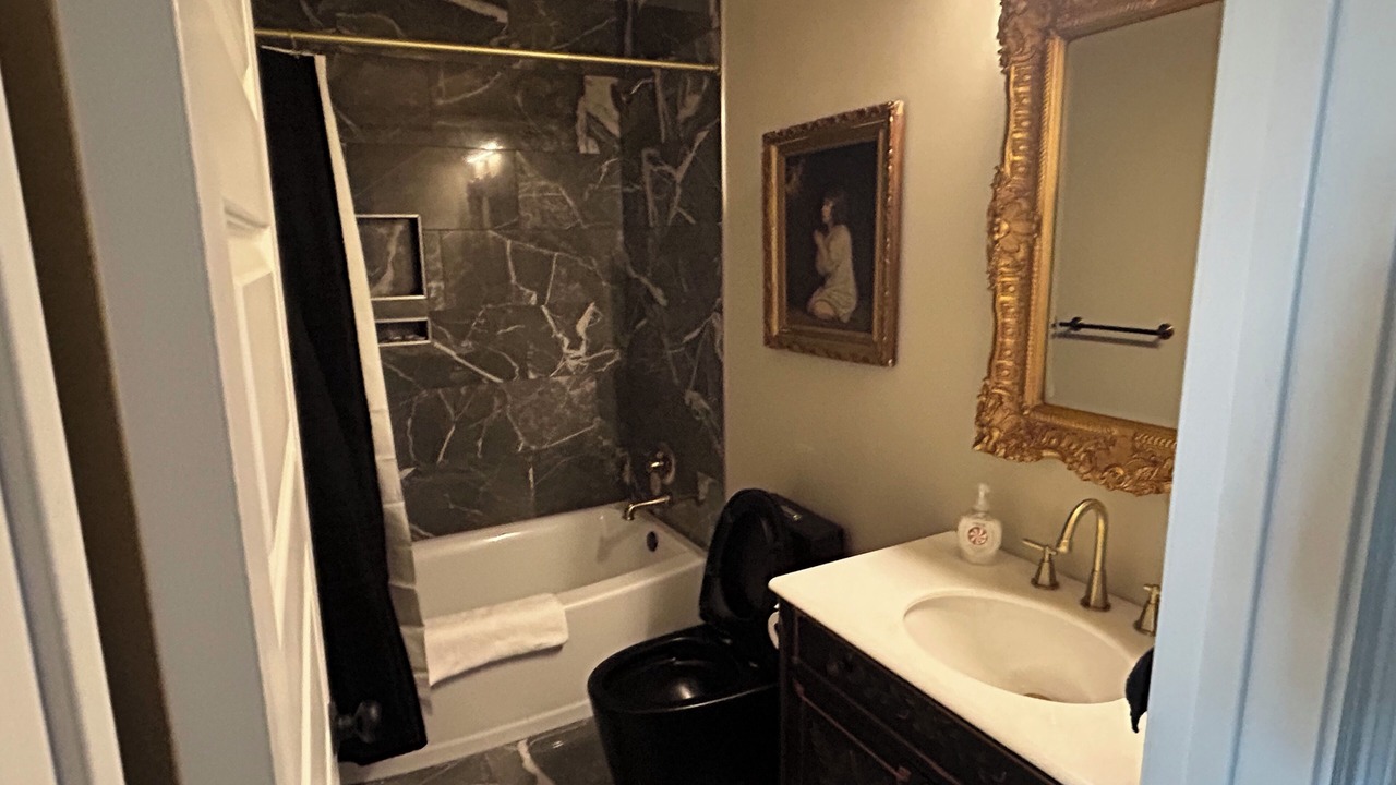 Photo of Bathroom in Crowley