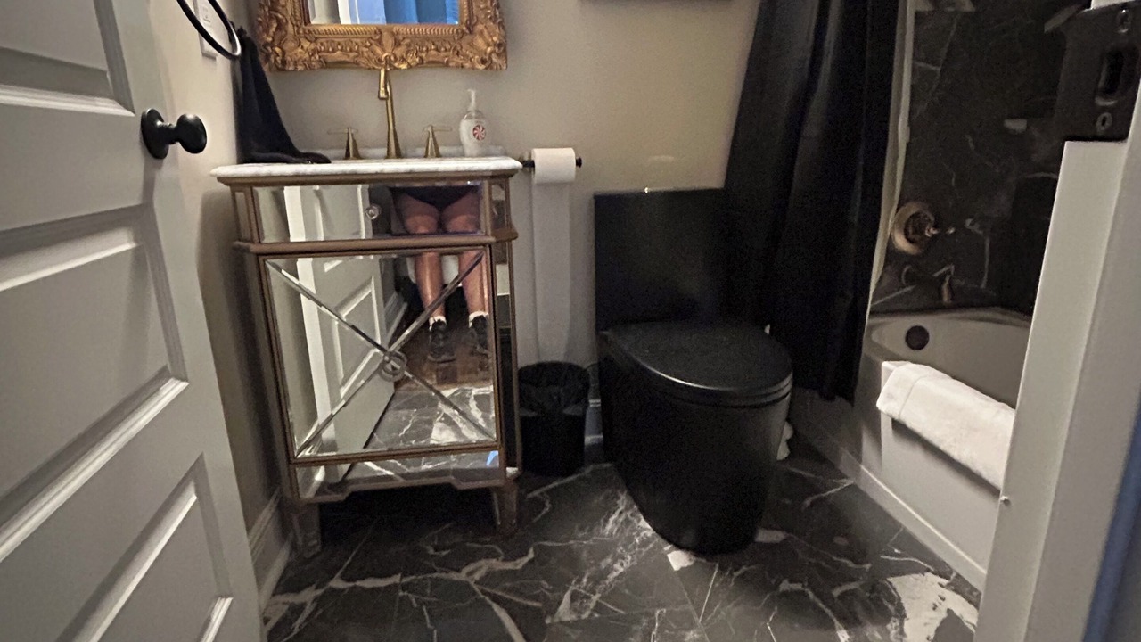 Photo of Bathroom in Crowley