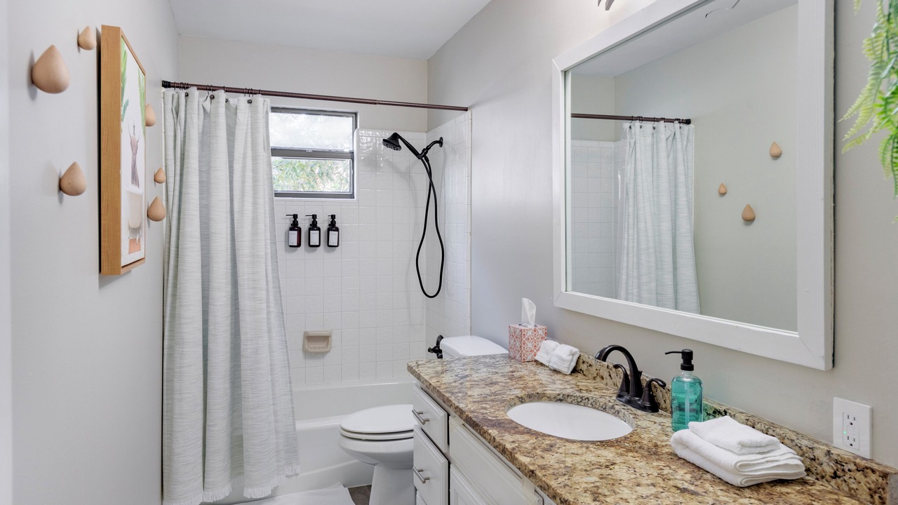Photo of Bathroom in Lakeway