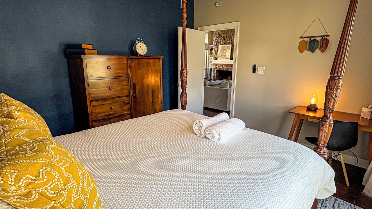 Photo of Bedroom in Lakeway