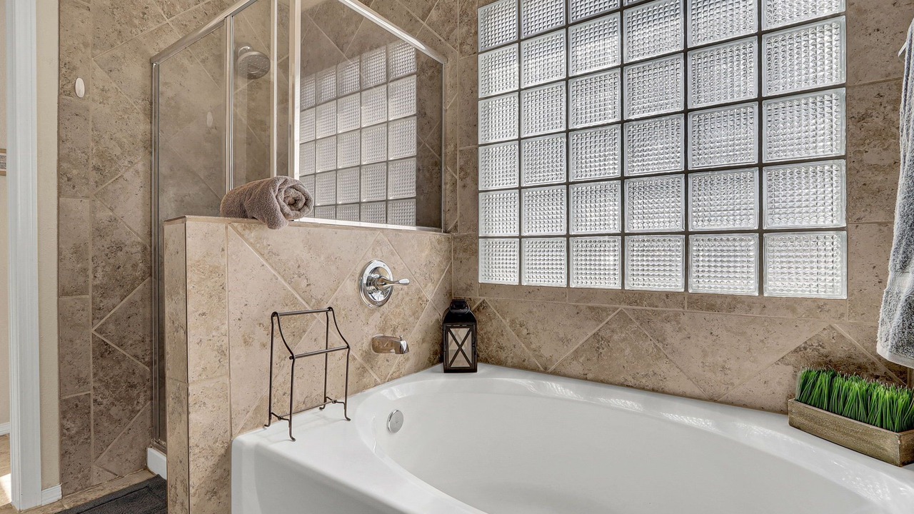 Photo of Bathroom in Biggs Field