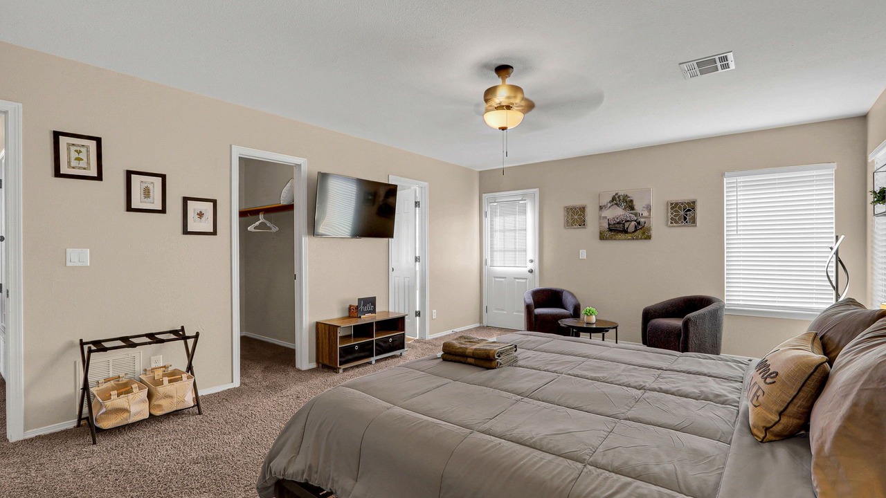 Photo of Bedroom in Biggs Field