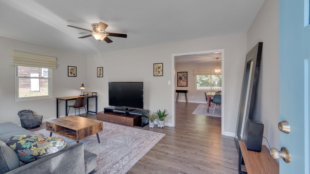 Photo of Livingroom in Durham