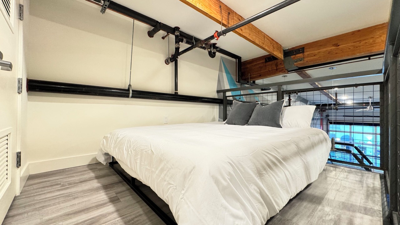 Photo of Bedroom in Lacy
