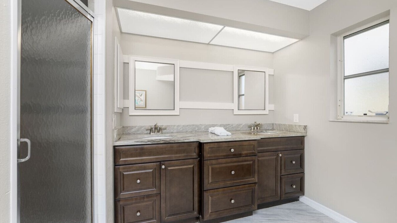 Photo of Bathroom in Broadmoor