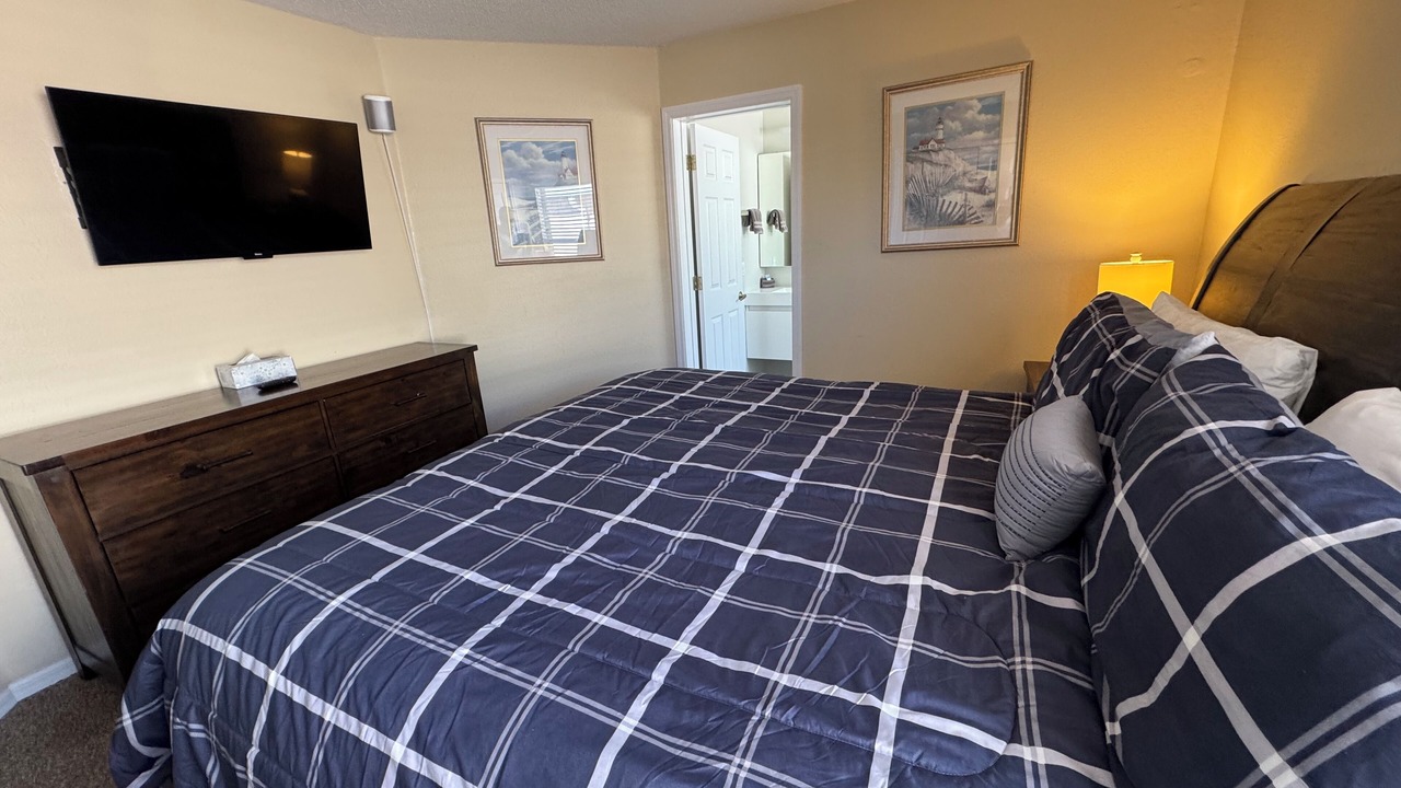 Photo of Bedroom in Lake Berkley