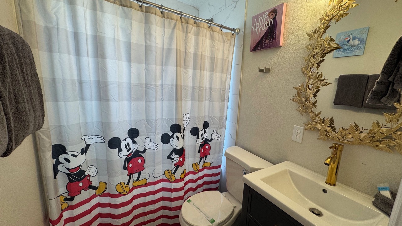 Photo of Bathroom in Lake Berkley