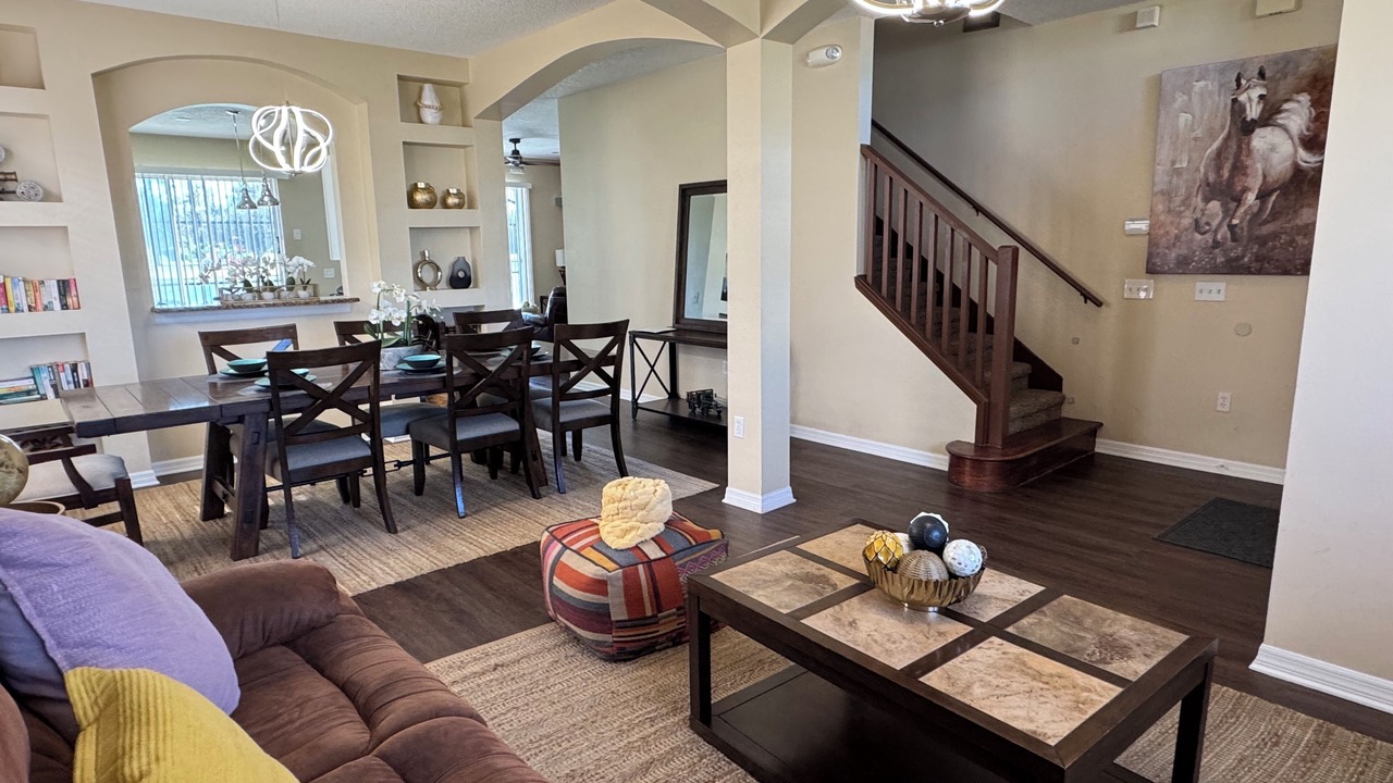 Photo of Livingroom in Lake Berkley