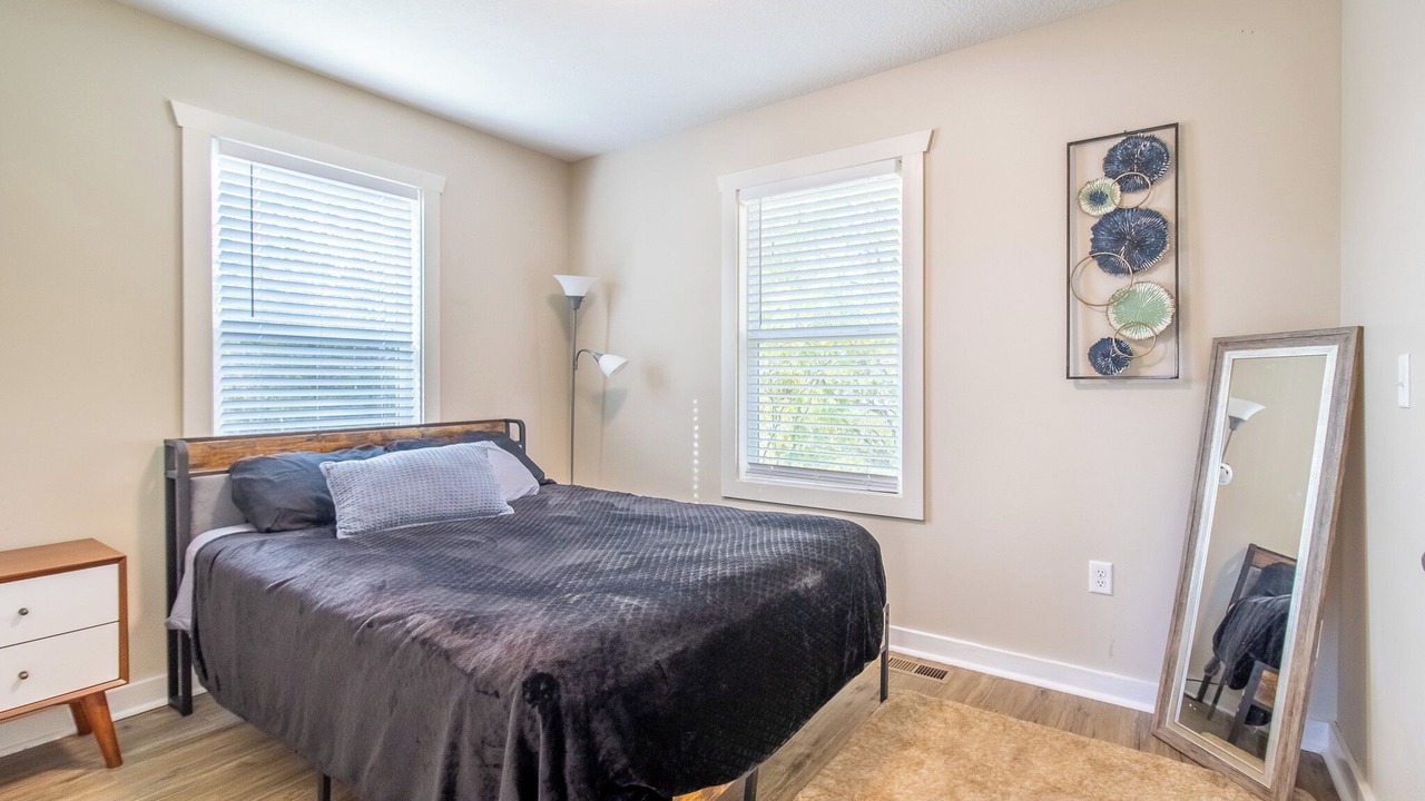Photo of Bedroom in Eudora