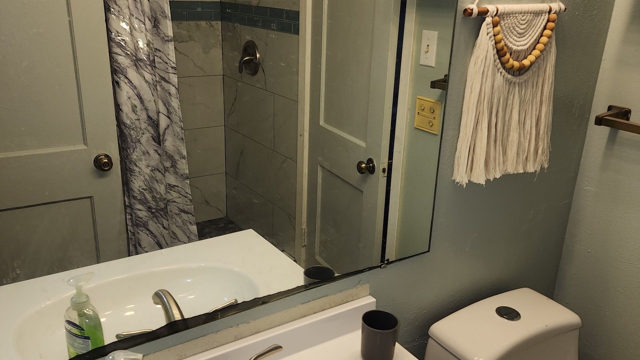 Photo of Bathroom in Kleberg County