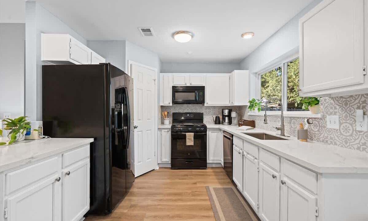 Photo of Kitchen in Indian Springs