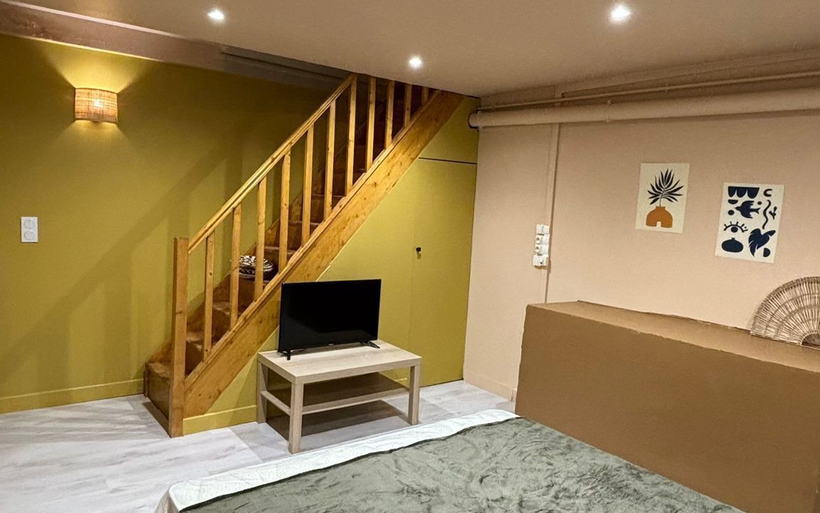Photo of Bedroom in 18th Arrondissement