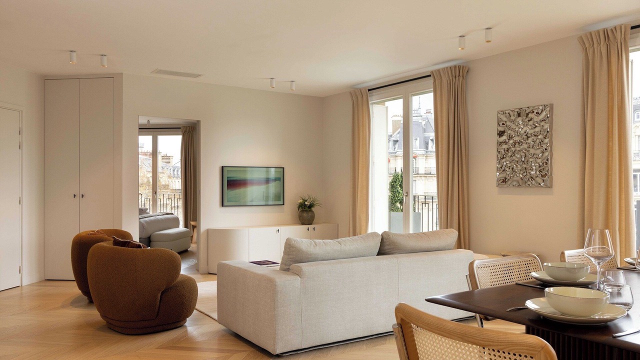 Photo of Livingroom in Chaillot