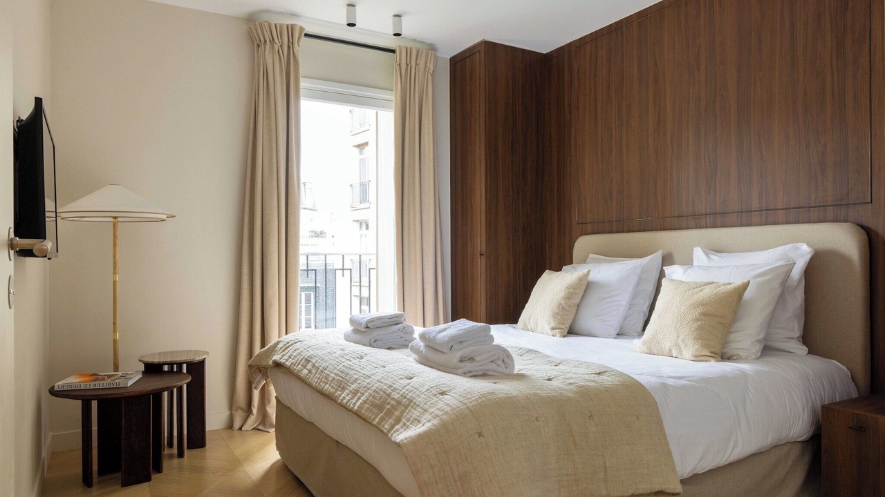 Photo of Bedroom in Chaillot