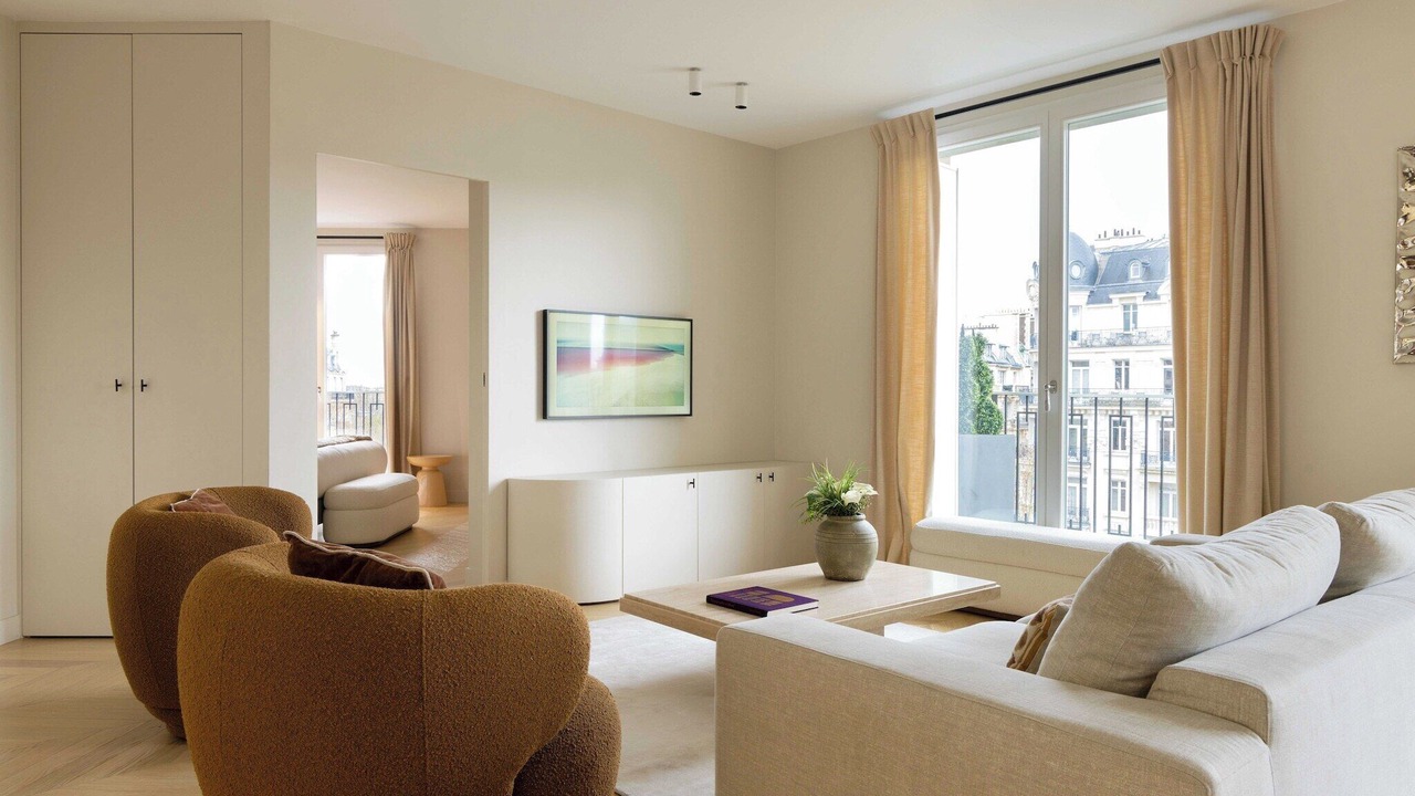 Photo of Livingroom in Chaillot