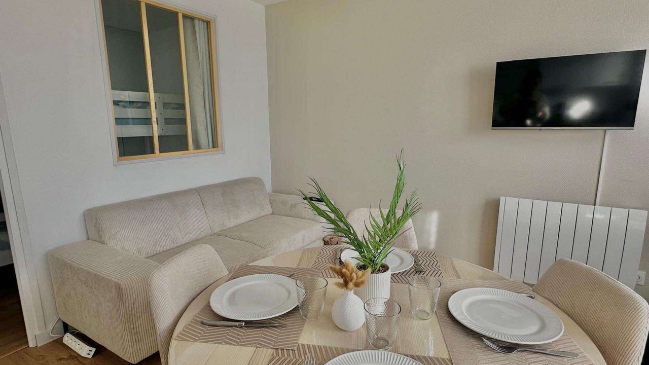 Photo of Others in Bernieres-sur-Mer