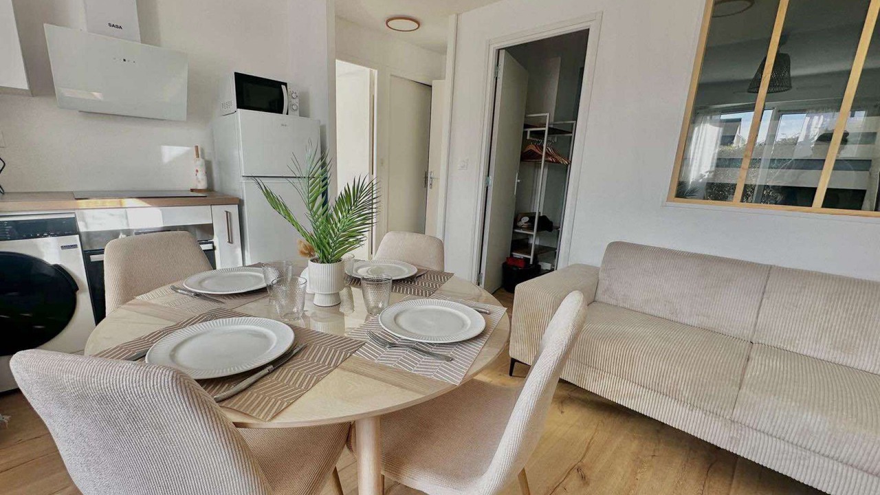 Photo of Others in Bernieres-sur-Mer