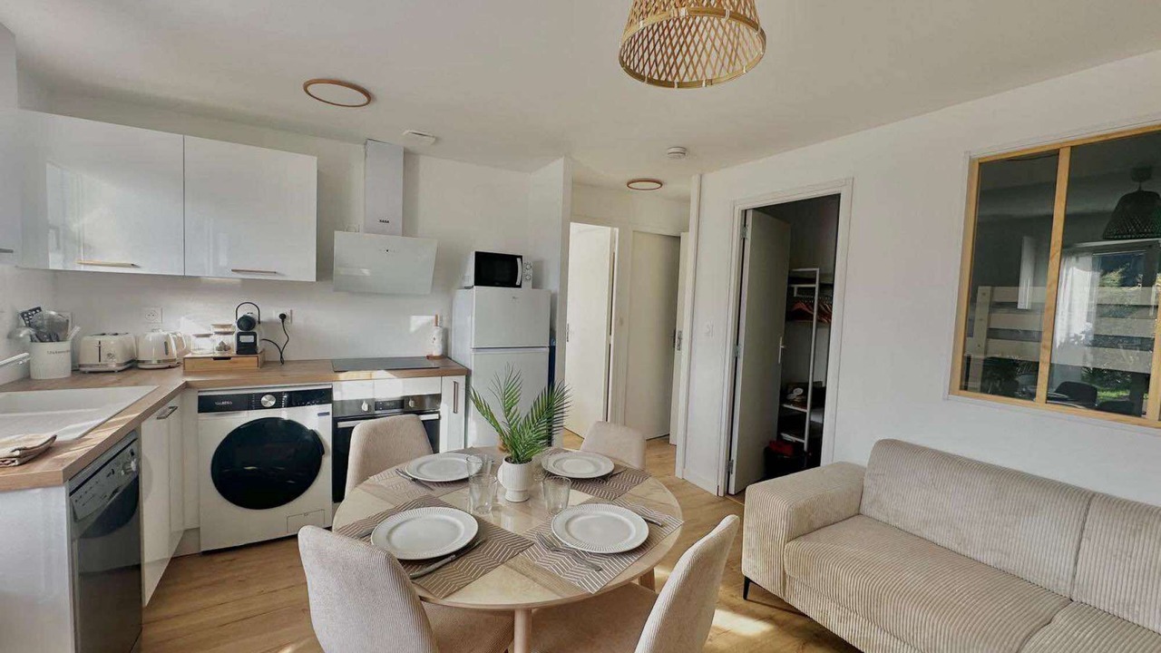 Photo of Others in Bernieres-sur-Mer