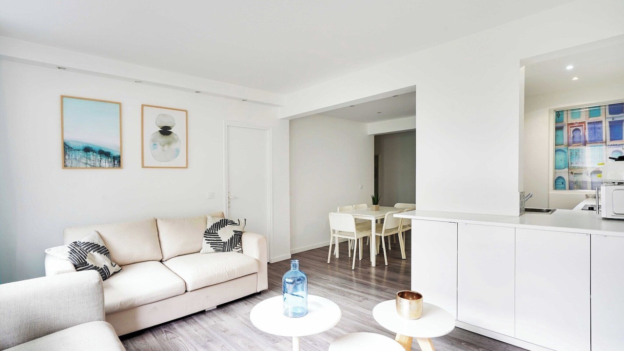 Photo of Livingroom in Levallois-Perret