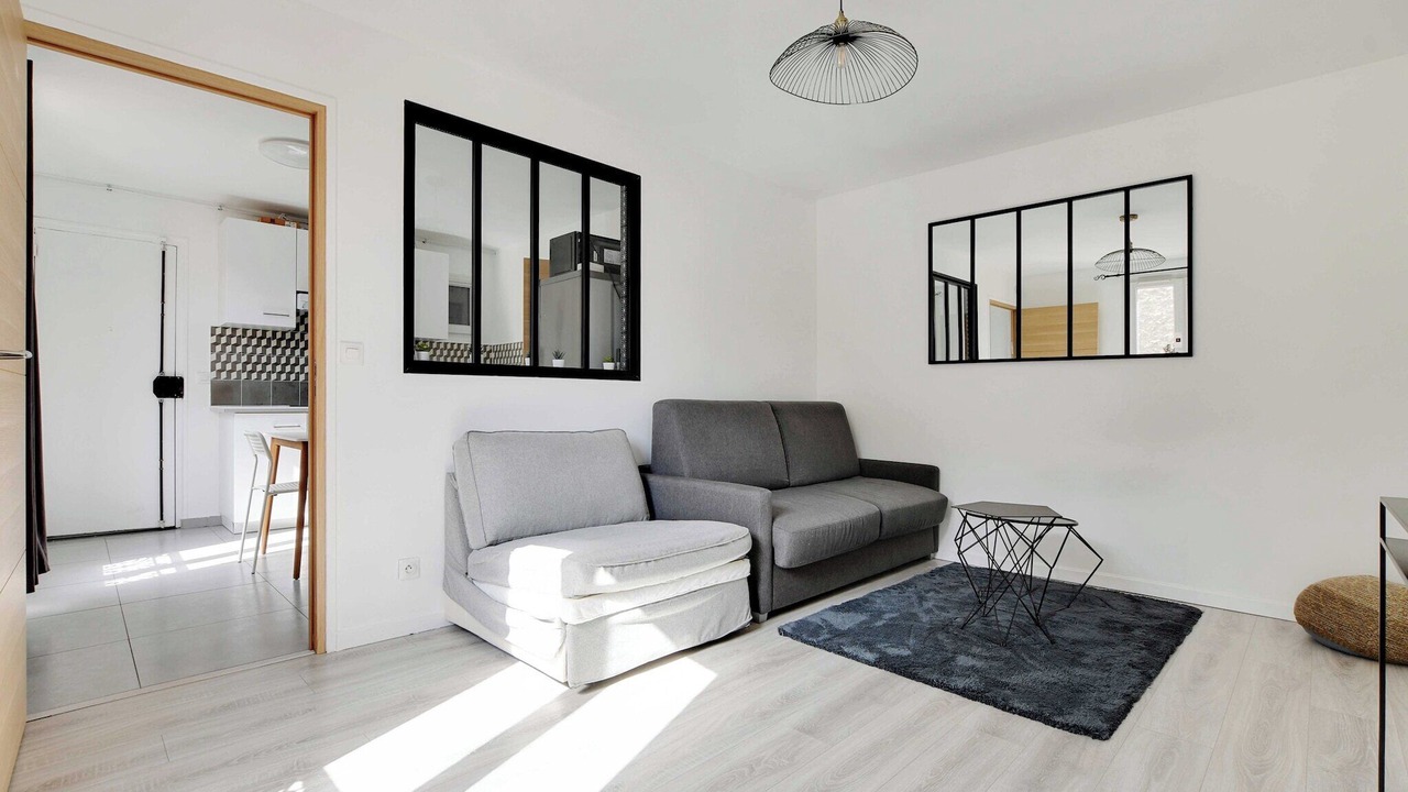 Photo of Livingroom in 19th Arrondissement
