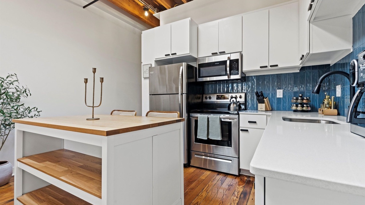 Photo of Kitchen in Crossroads Arts District