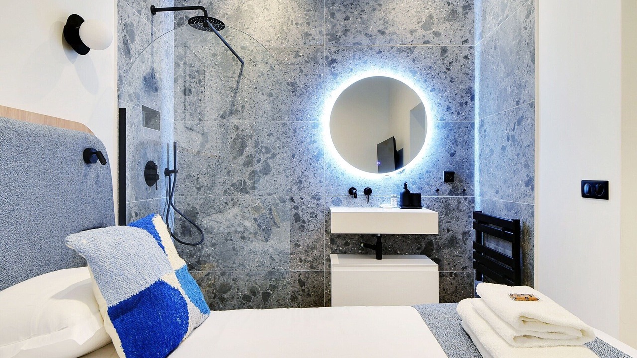 Photo of Bedroom in Villa Montmorency