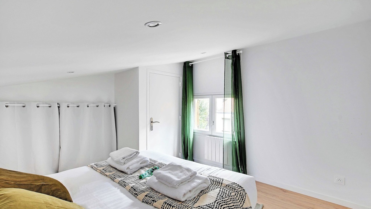 Photo of Bedroom in Le Kremlin-Bicetre