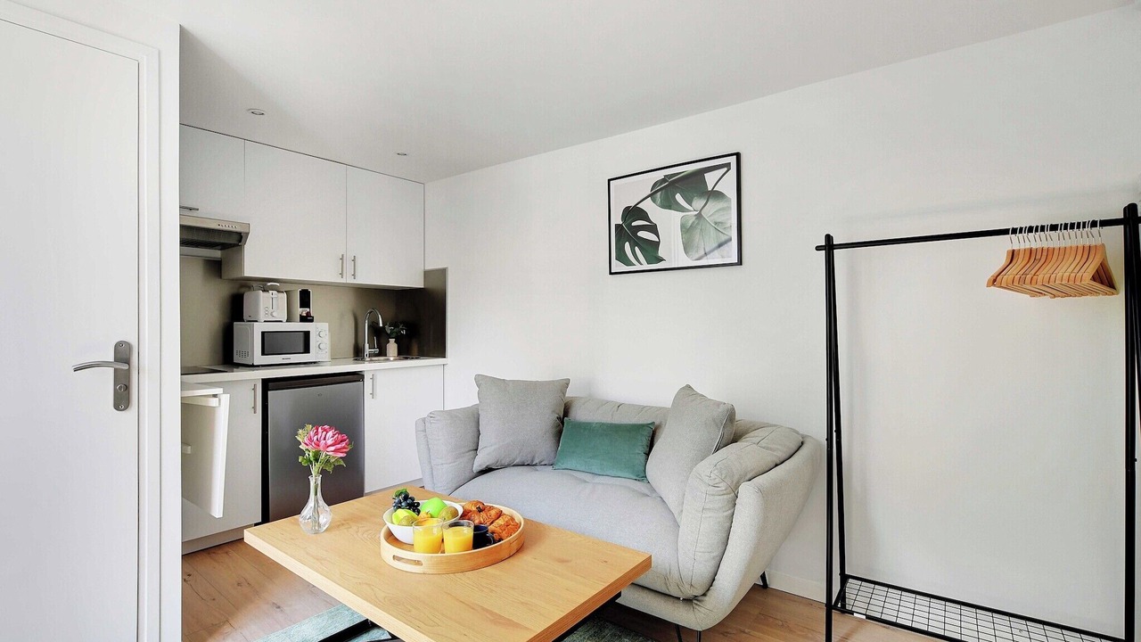 Photo of Livingroom in Le Kremlin-Bicetre