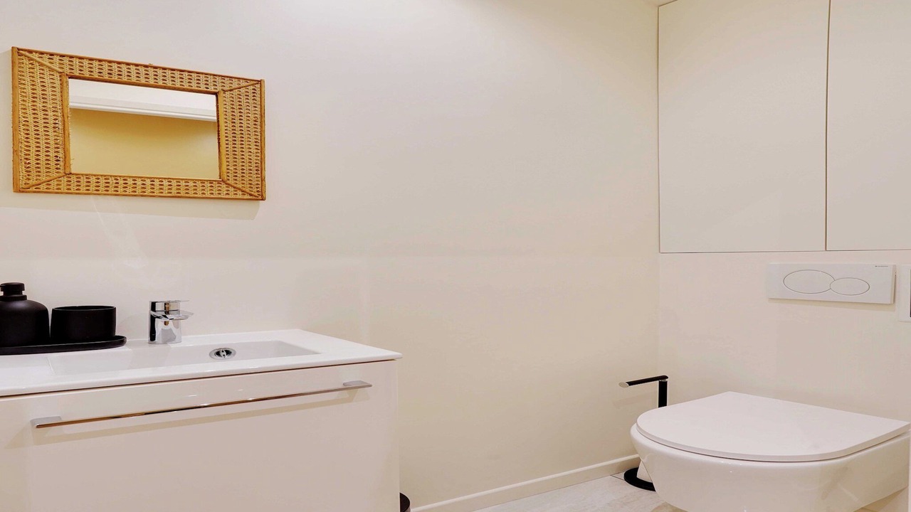 Photo of Bathroom in Quartier de la Plaine-de-Monceaux