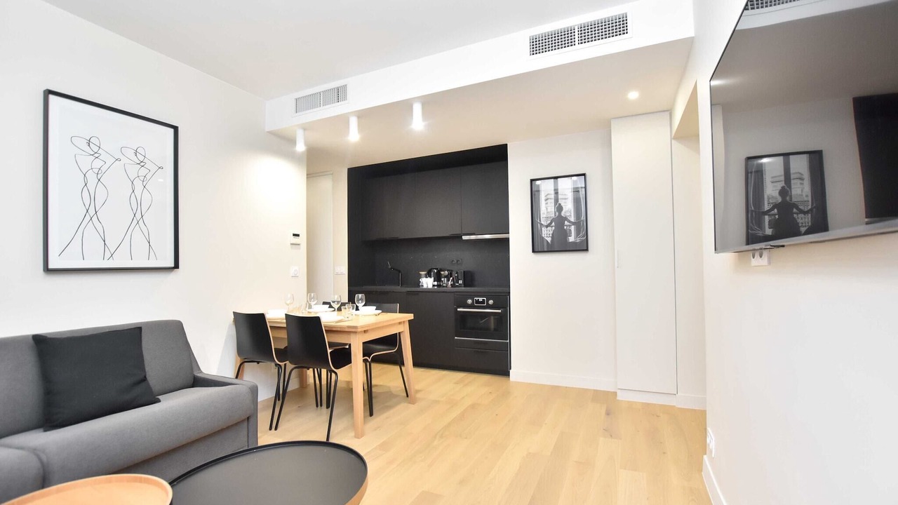 Photo of Livingroom in Porte-Dauphine