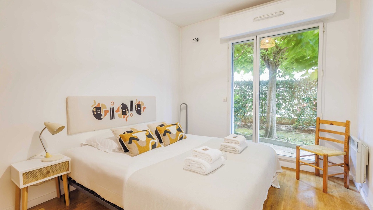 Photo of Bedroom in Clichy