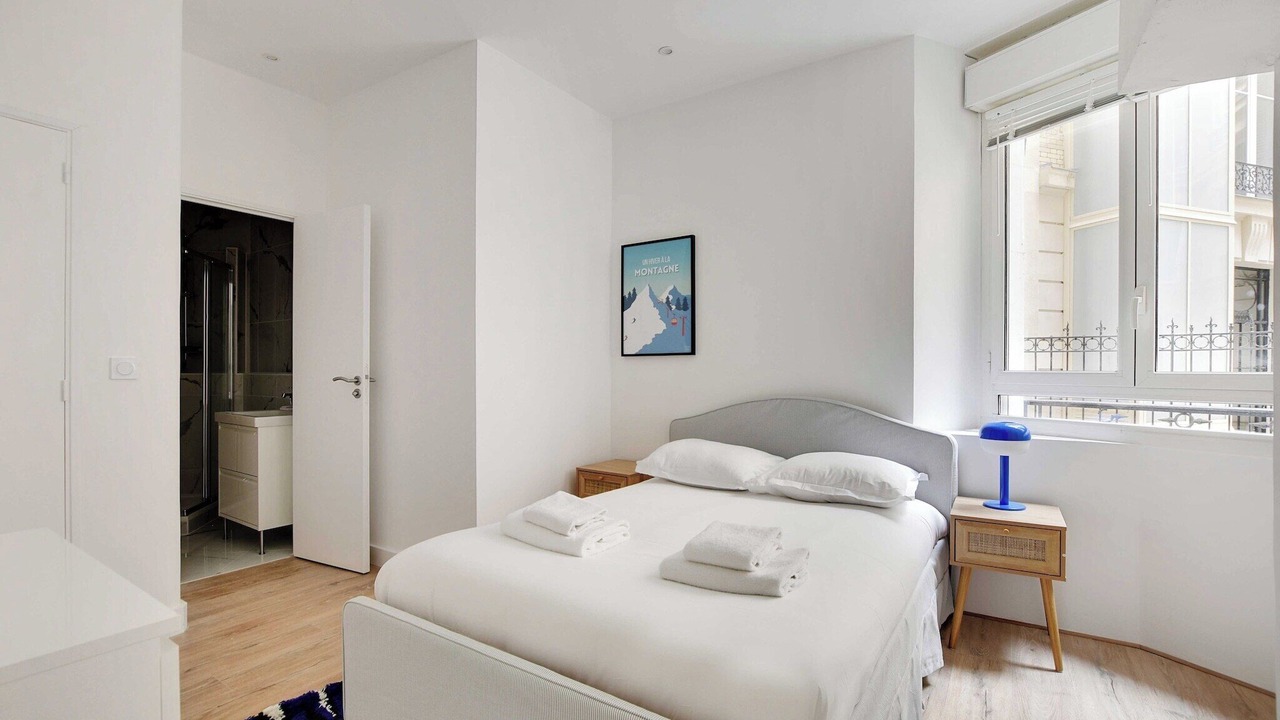 Photo of Bedroom in Chaillot