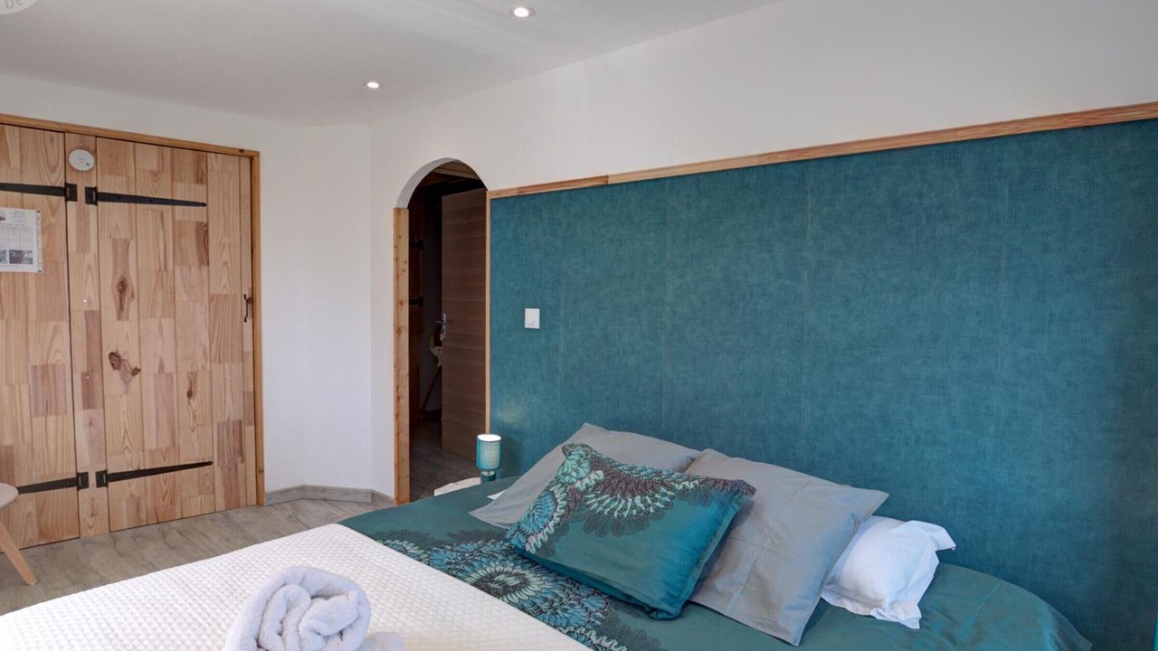 Photo of Bedroom in Saint-Julien-Molin-Molette