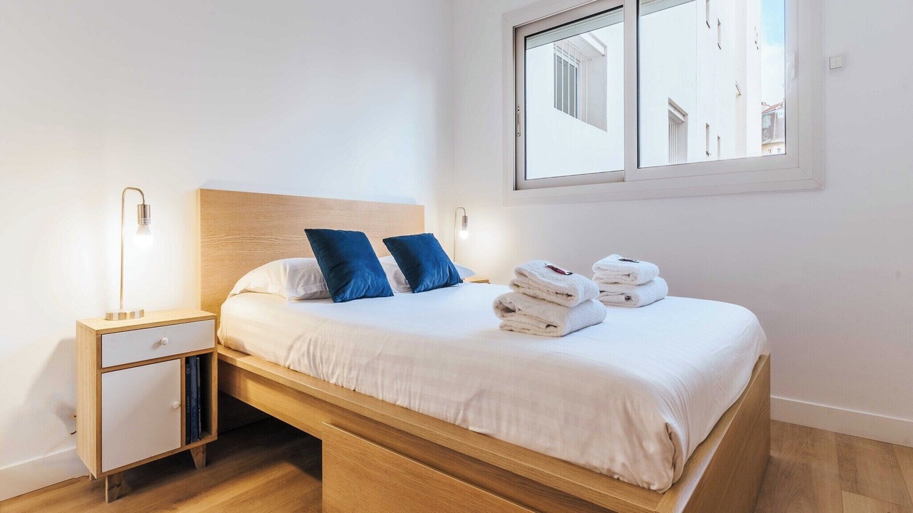 Photo of Bedroom in Prince–Marmottan