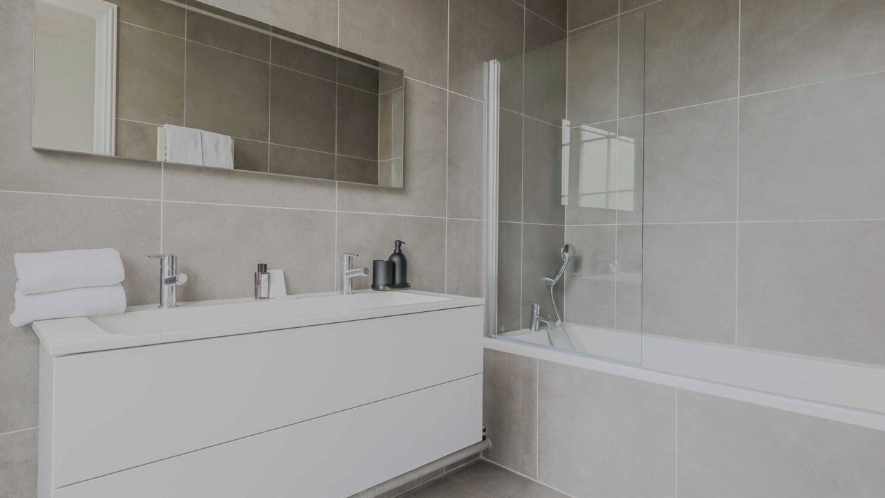 Photo of Bathroom in Porte-Dauphine