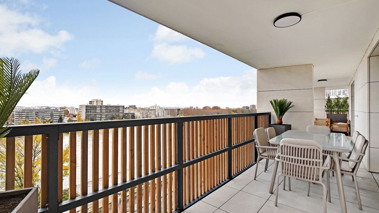 Photo of Outdoor in Clichy
