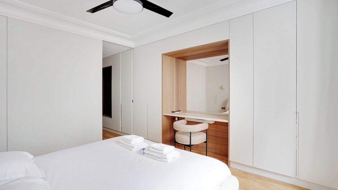 Photo of Bedroom in 8th Arrondissement