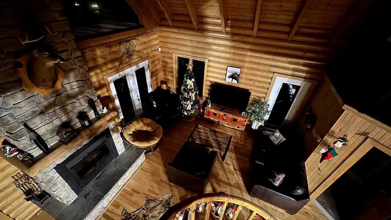 Photo of Livingroom in St-Adolphe-d'Howard