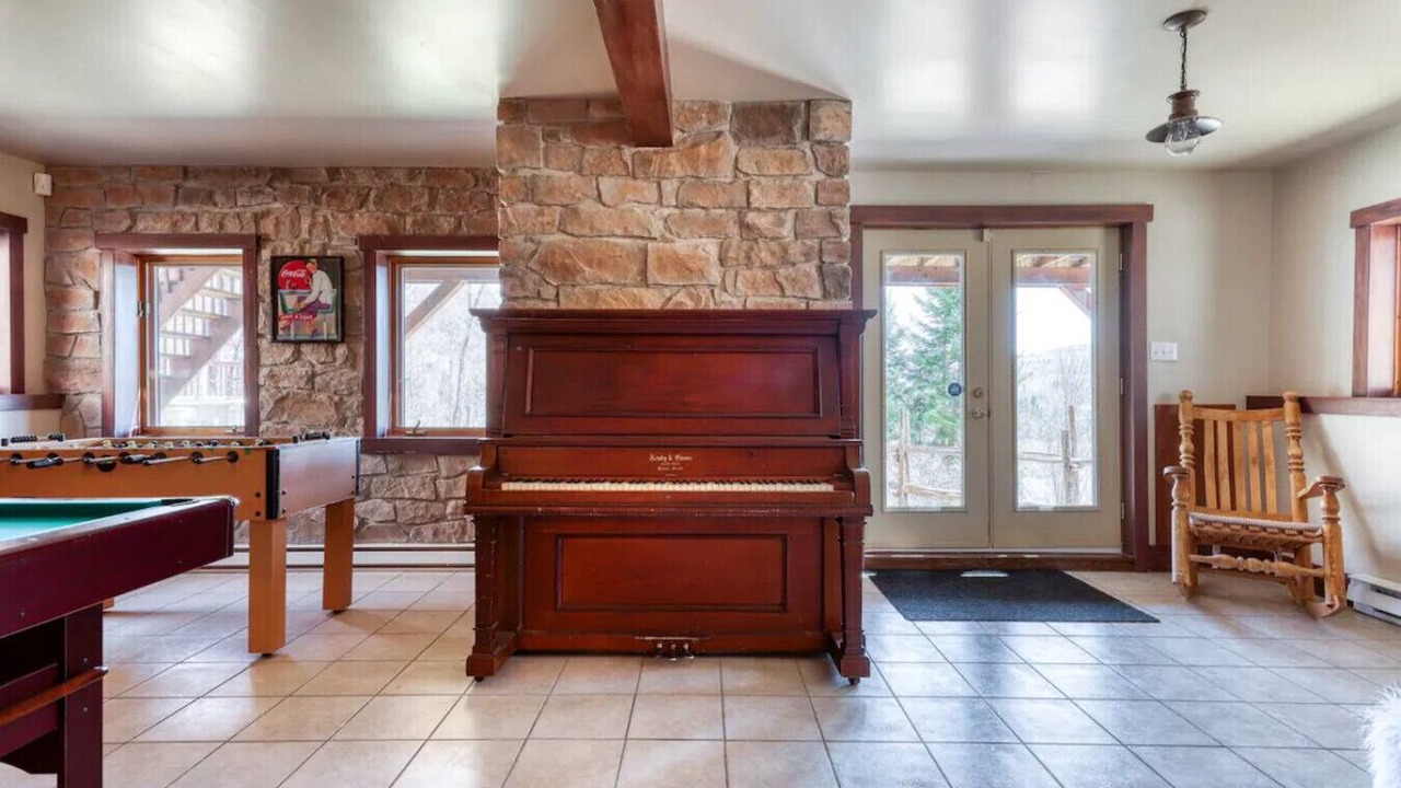 Photo of Bedroom in St-Adolphe-d'Howard