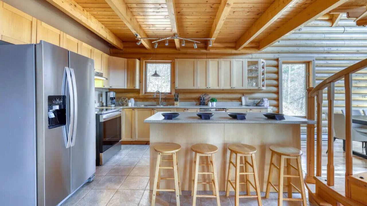 Photo of Kitchen in St-Adolphe-d'Howard