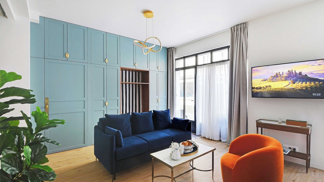Photo of Livingroom in Quartier de l'Ecole-Militaire