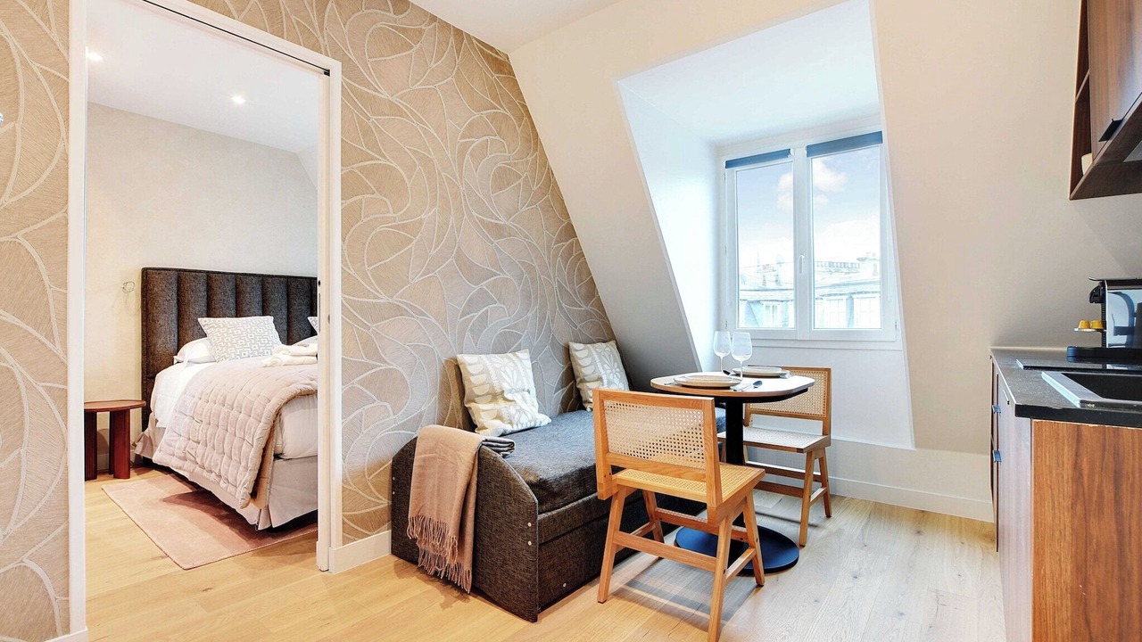 Photo of Bedroom in Chaillot
