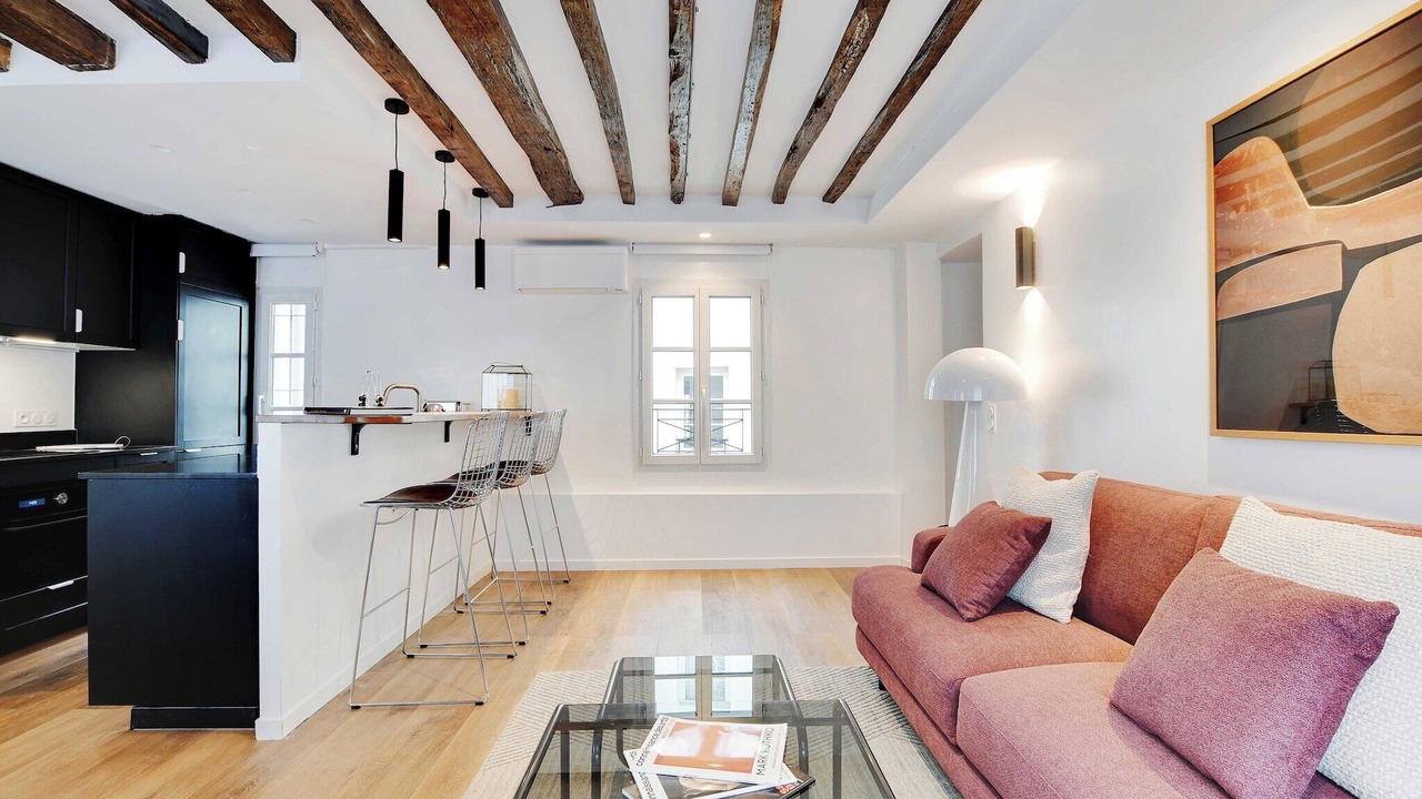 Photo of Livingroom in Arsenal