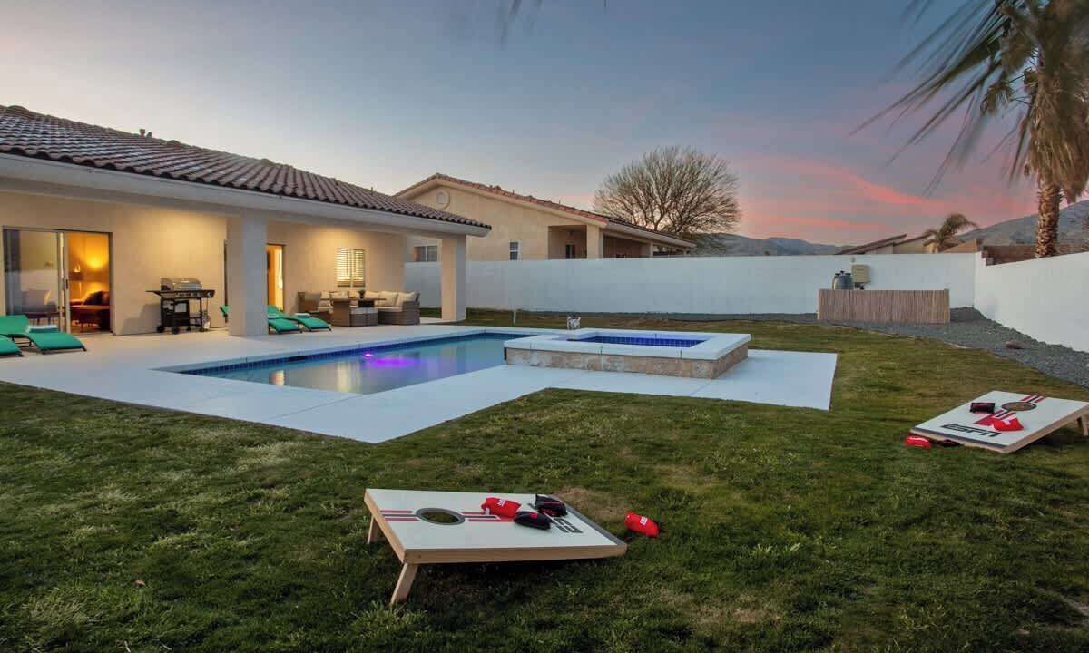 Photo of Patio Balcony in Desert Hot Springs