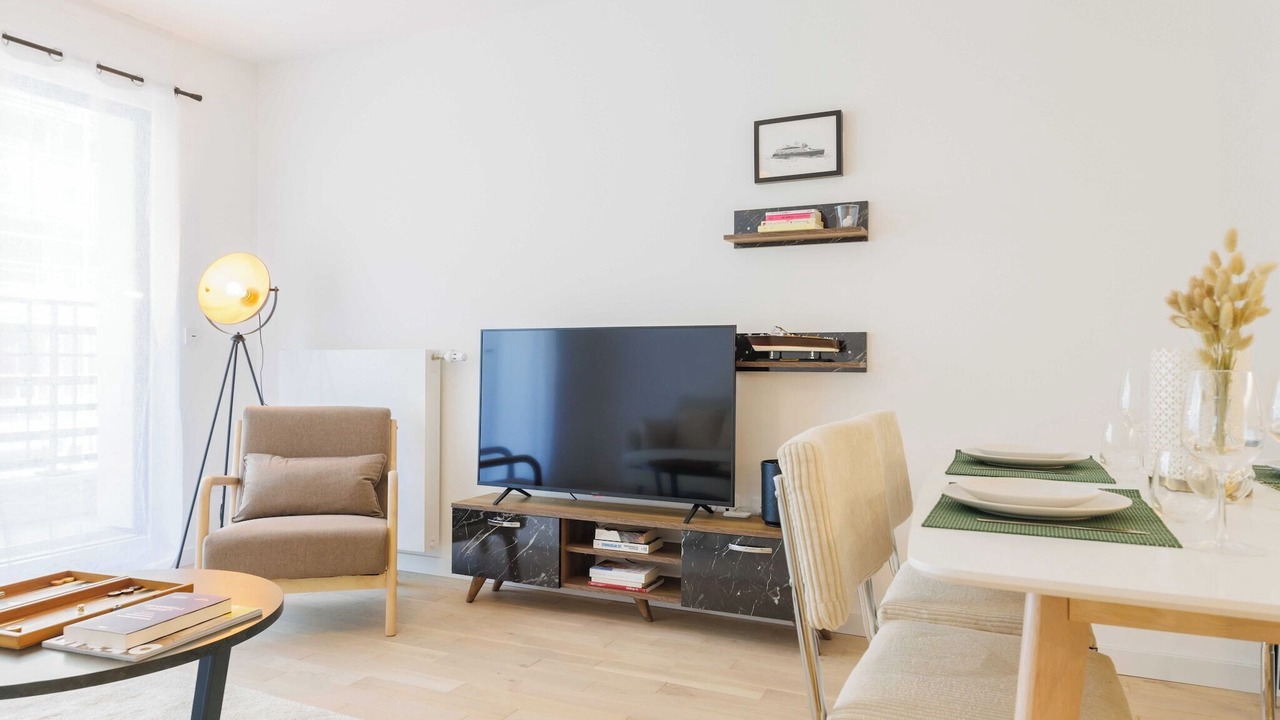 Photo of Livingroom in Les Puces de Saint-Ouen