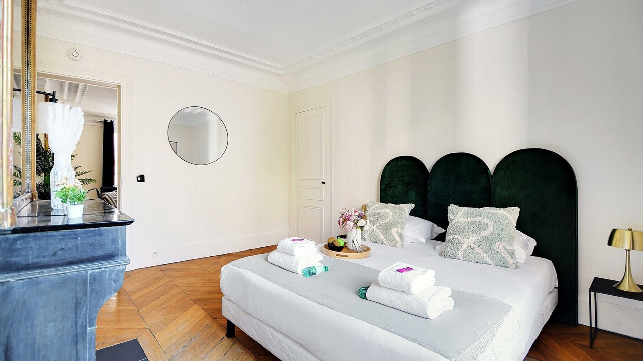 Photo of Bedroom in Batignolles