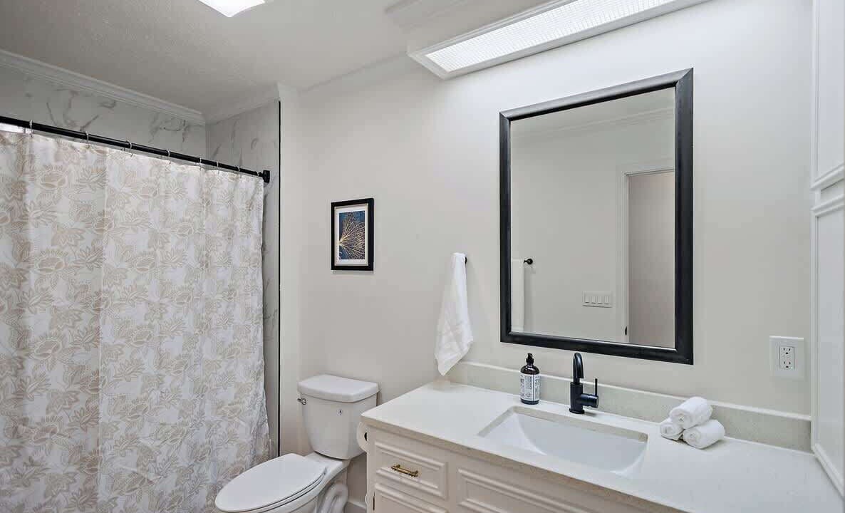 Photo of Bathroom in Tougaloo