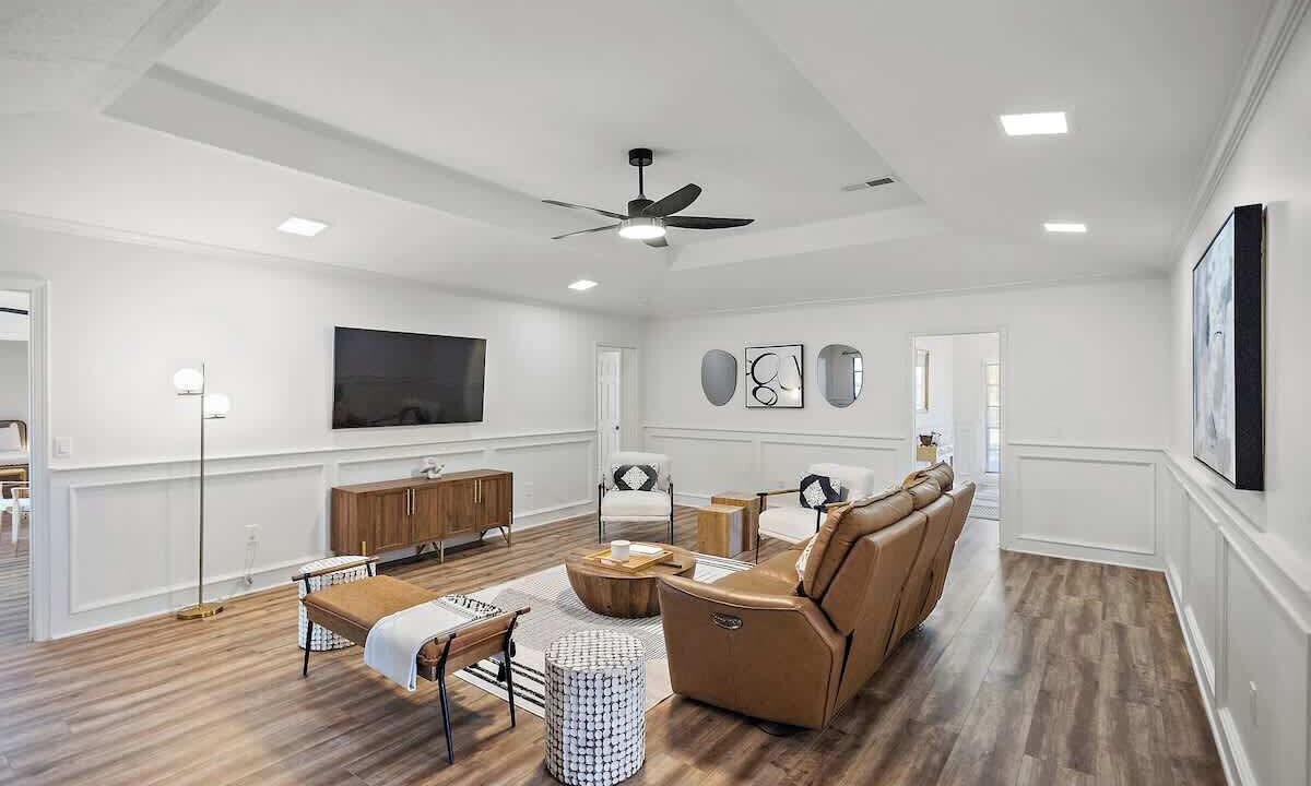 Photo of Livingroom in Tougaloo