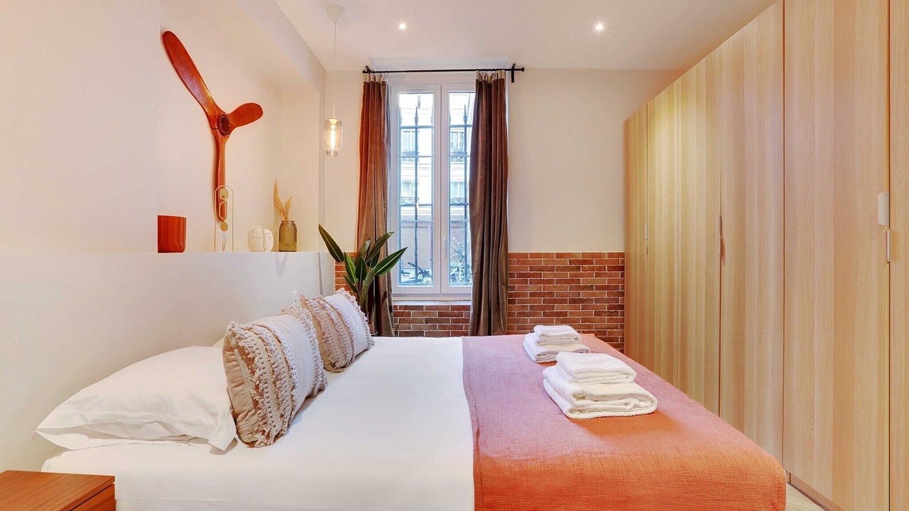 Photo of Bedroom in Porte-Saint-Martin